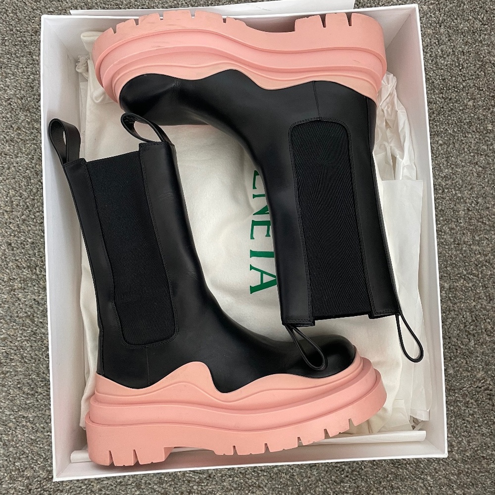 Bottega Tire Boots